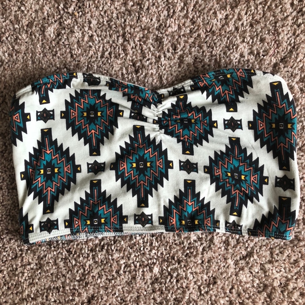 SUPER CUTE FLORAL CROP TOP